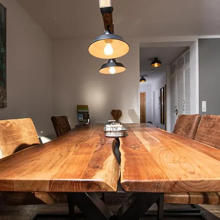 Daire Gemuetliches Chalet-apartment 